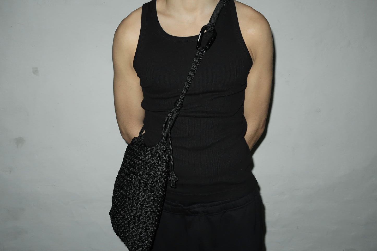 SLING BAG L NOIR